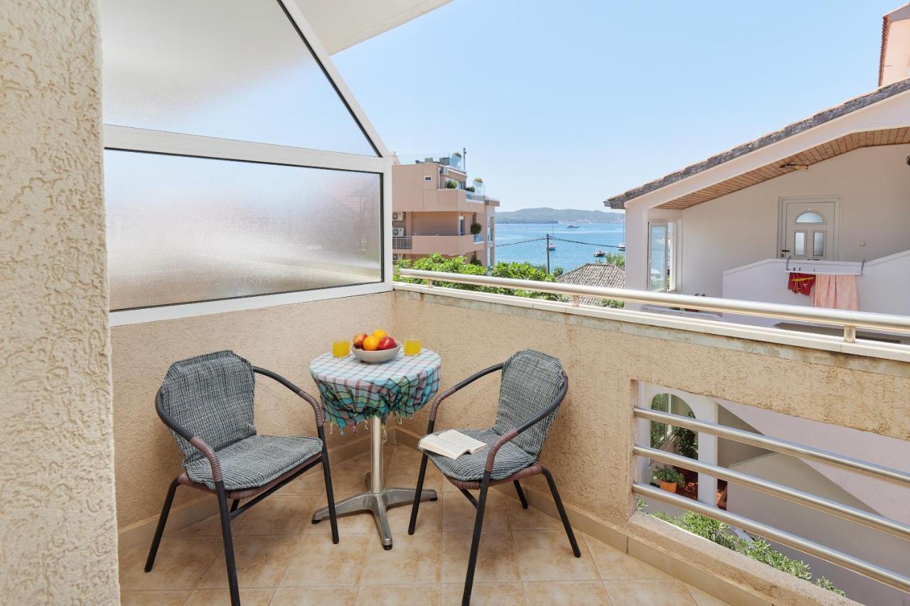 Rosic Apartments Tivat Bagian luar foto