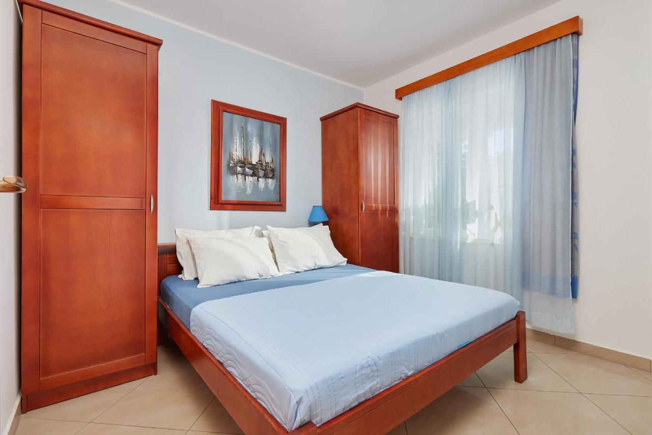 Rosic Apartments Tivat Bagian luar foto