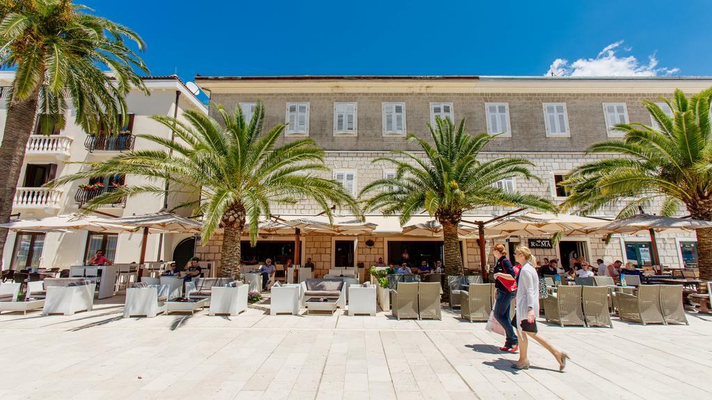 Rosic Apartments Tivat Bagian luar foto