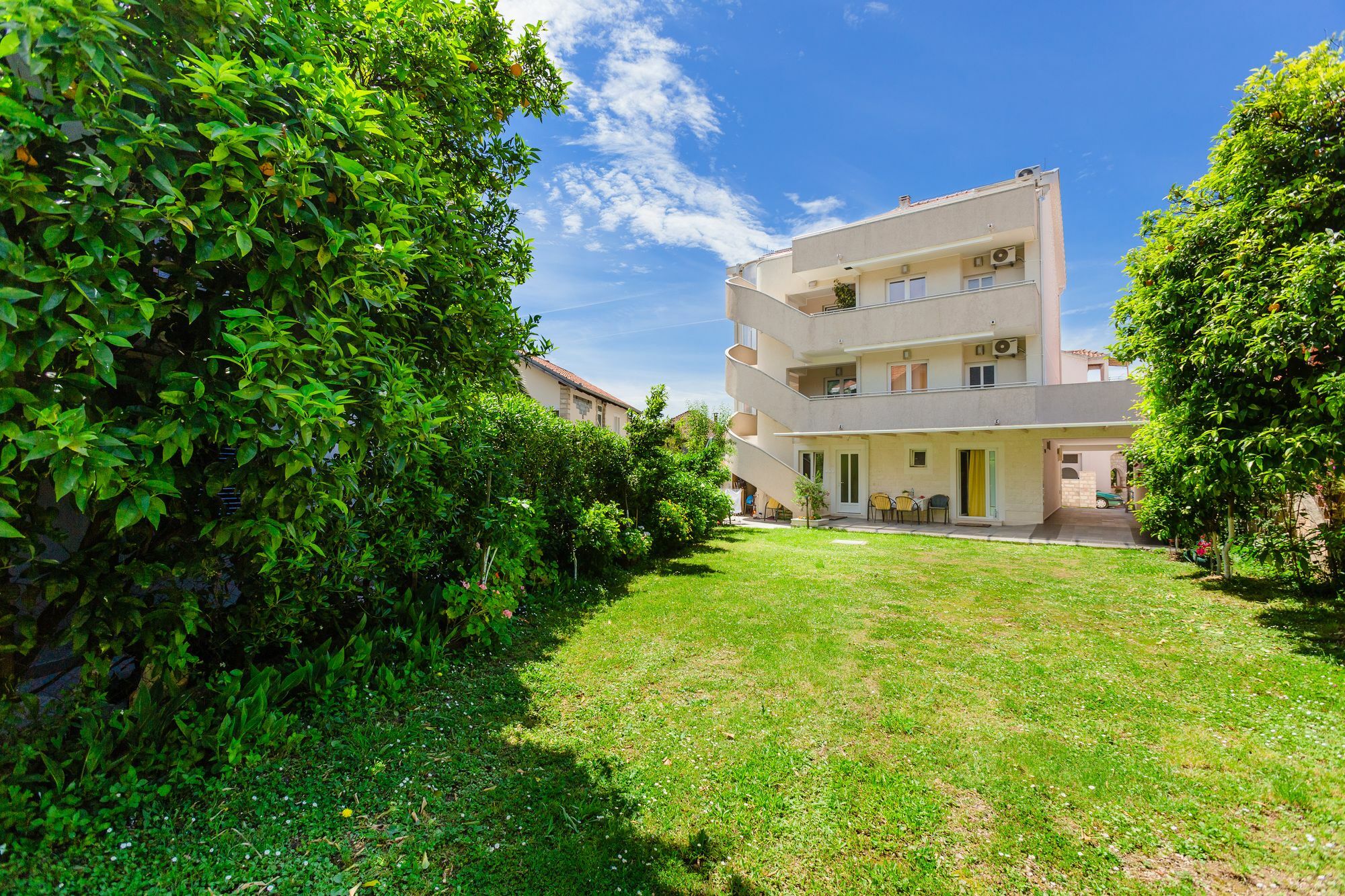 Rosic Apartments Tivat Bagian luar foto