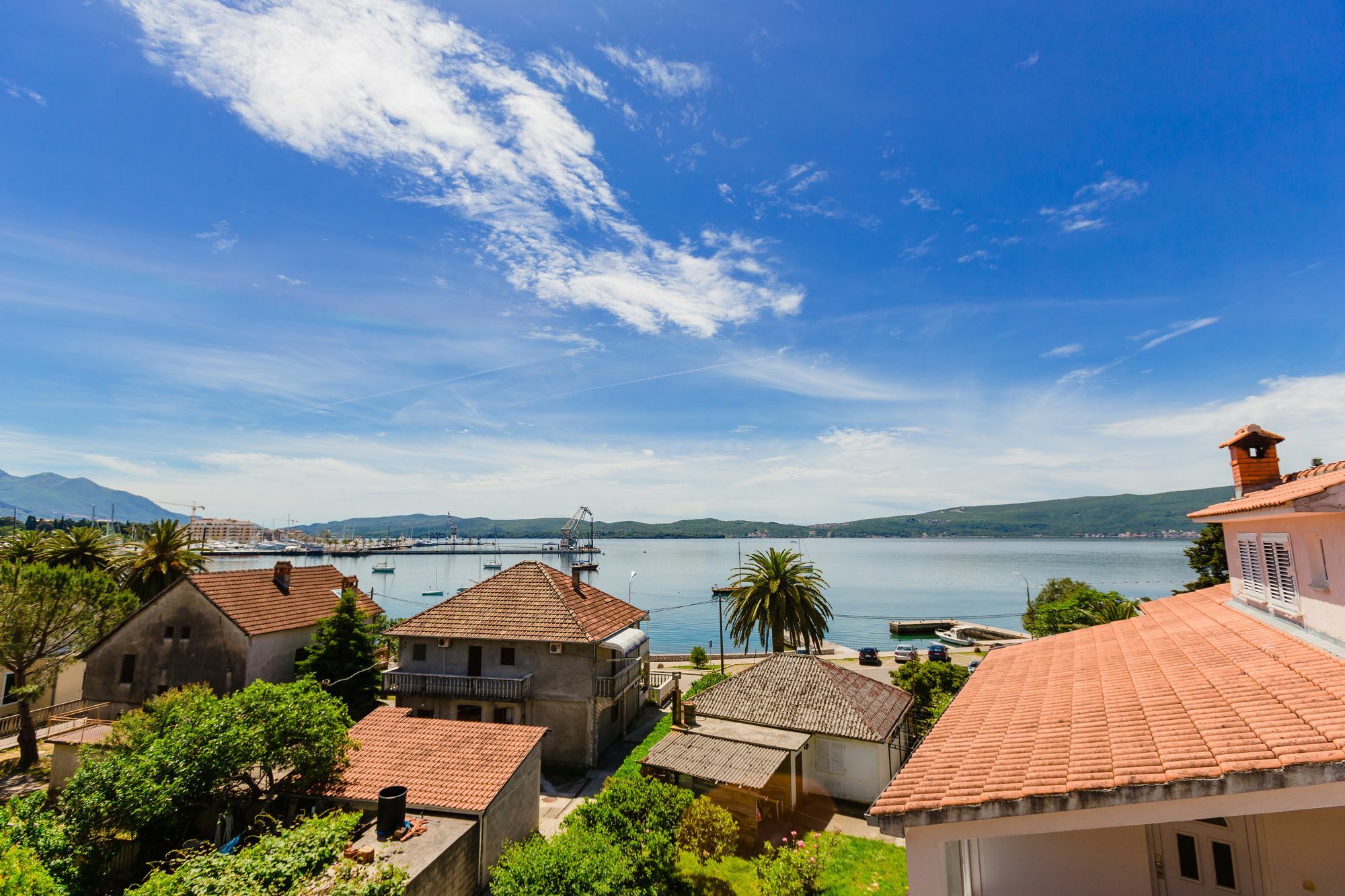 Rosic Apartments Tivat Bagian luar foto